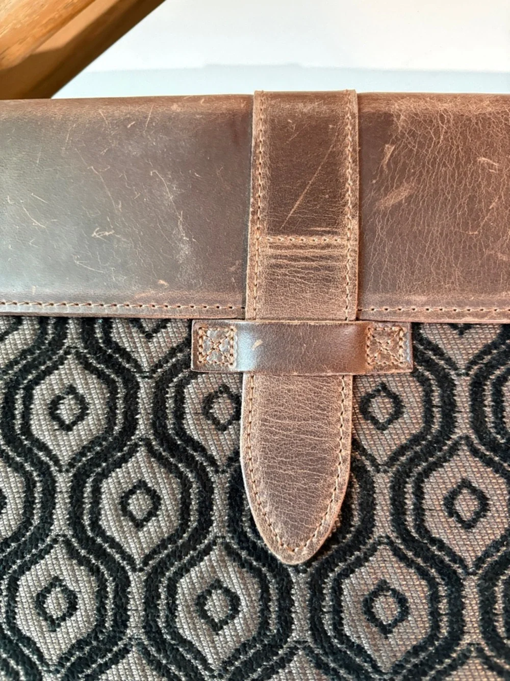 Londo leather and quilted fabric padded lap top case flap closure 10x15